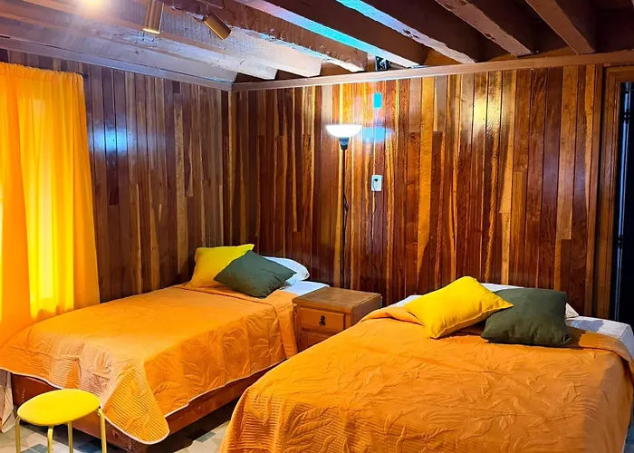 La Casa Amarilla *