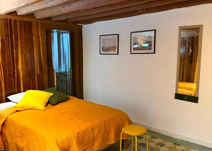 La Casa Amarilla Pensão *